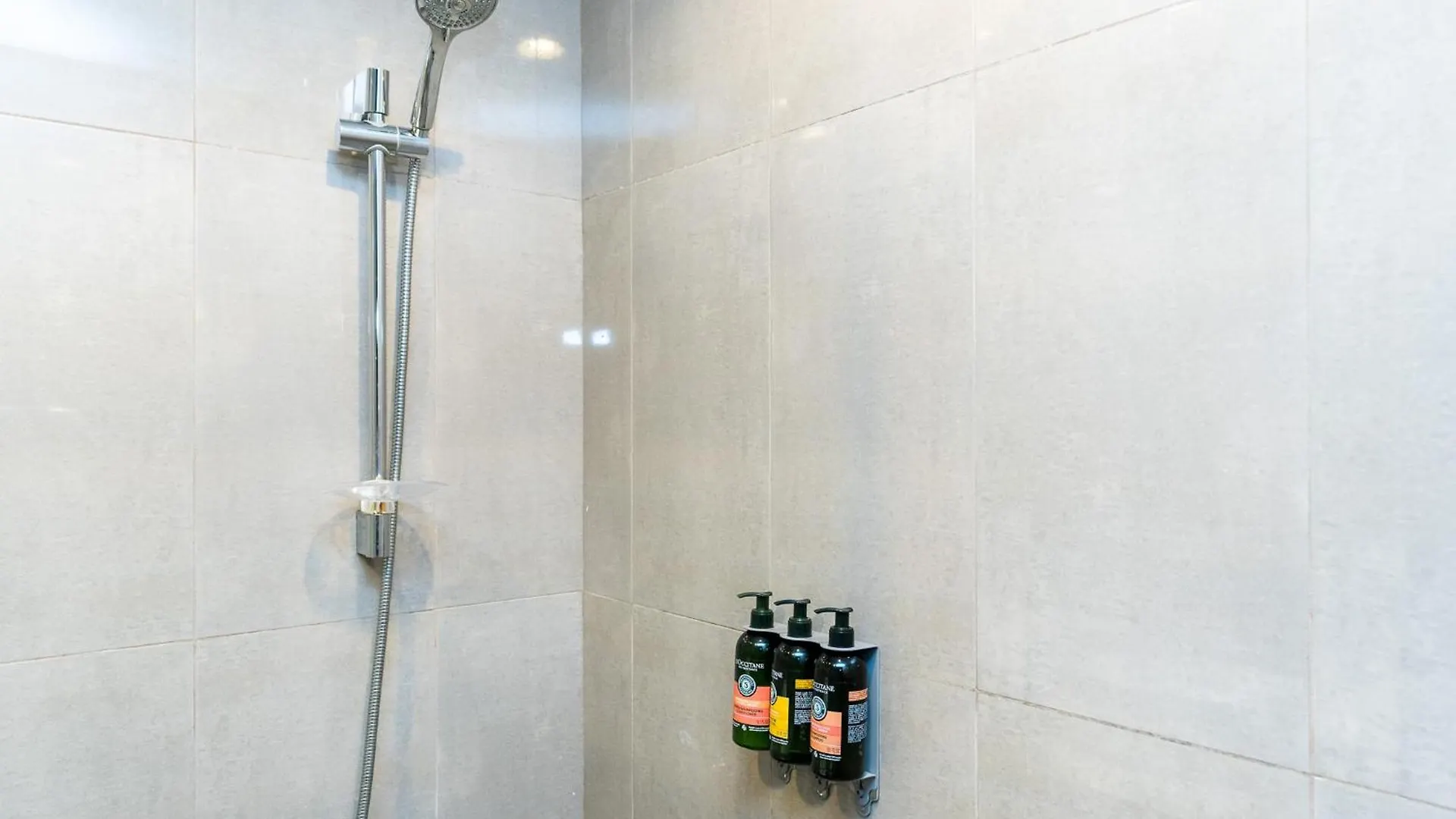 Citihome-1Br In Merano Tower At Business Bay Dubaj
