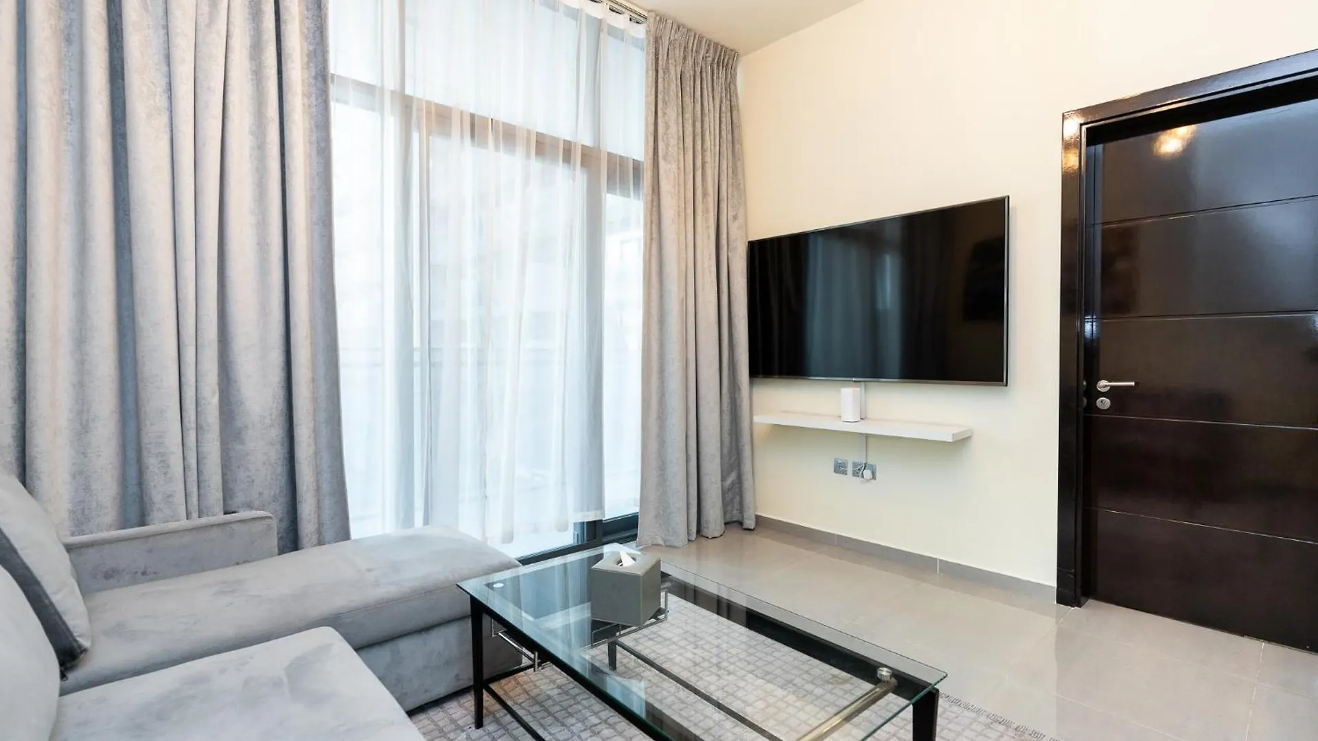 Citihome-1Br In Merano Tower At Business Bay Dubai Apartment