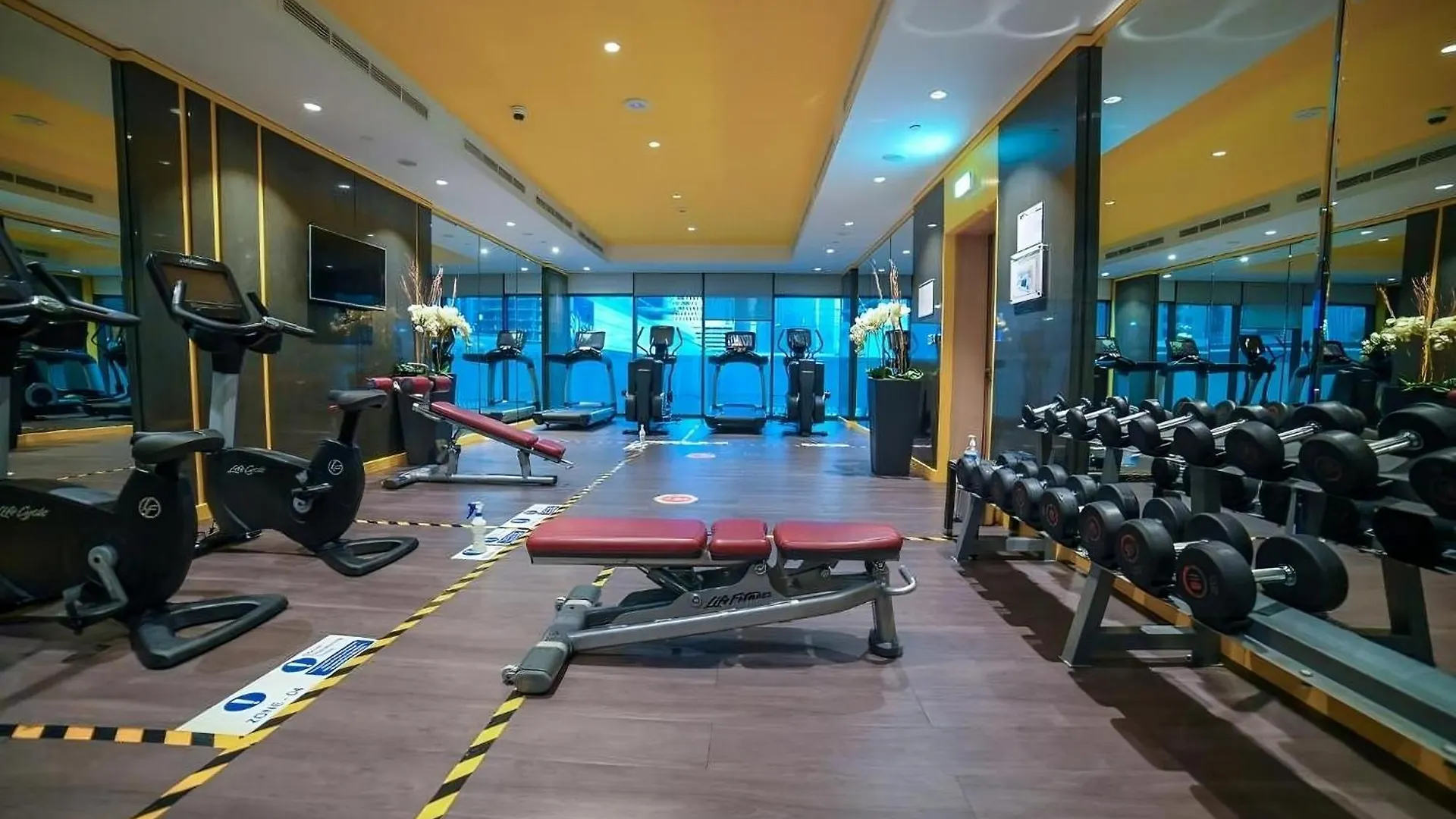 Citihome-1Br In Merano Tower At Business Bay Dubai 0*,