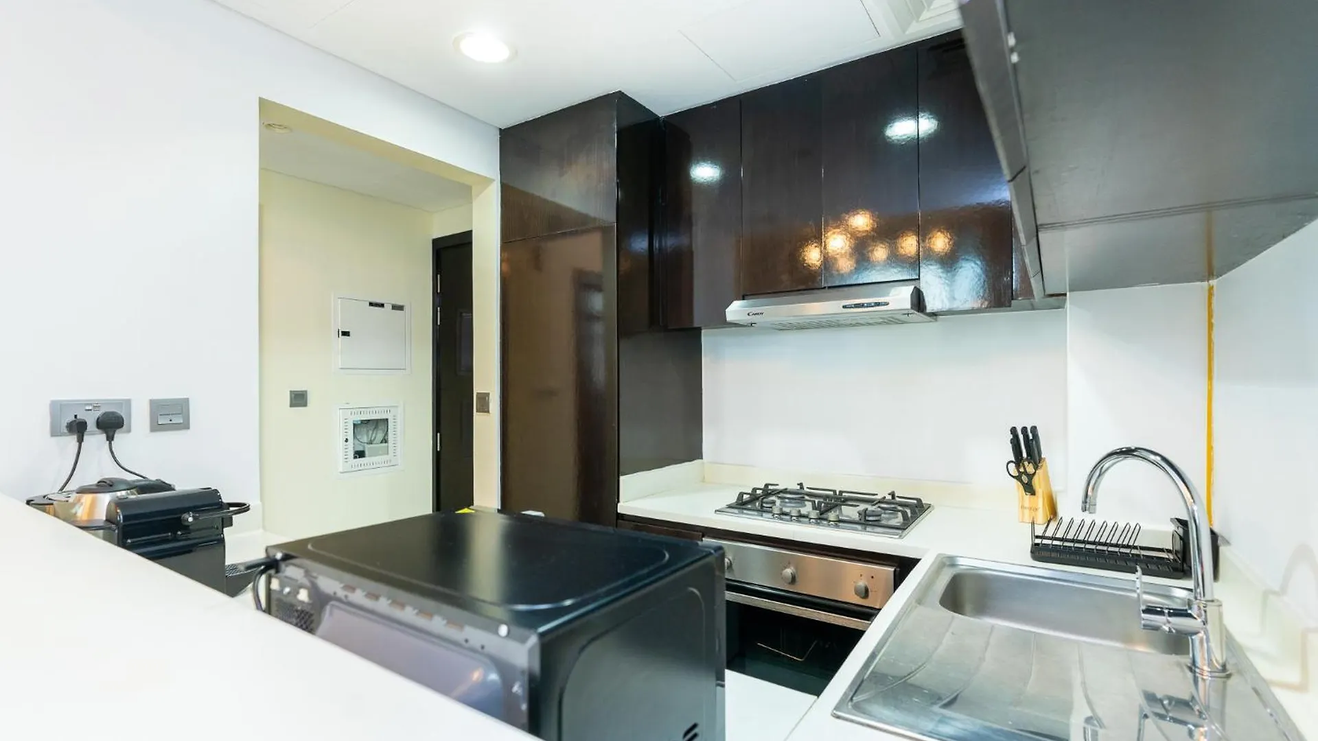 Citihome-1Br In Merano Tower At Business Bay Dubai
