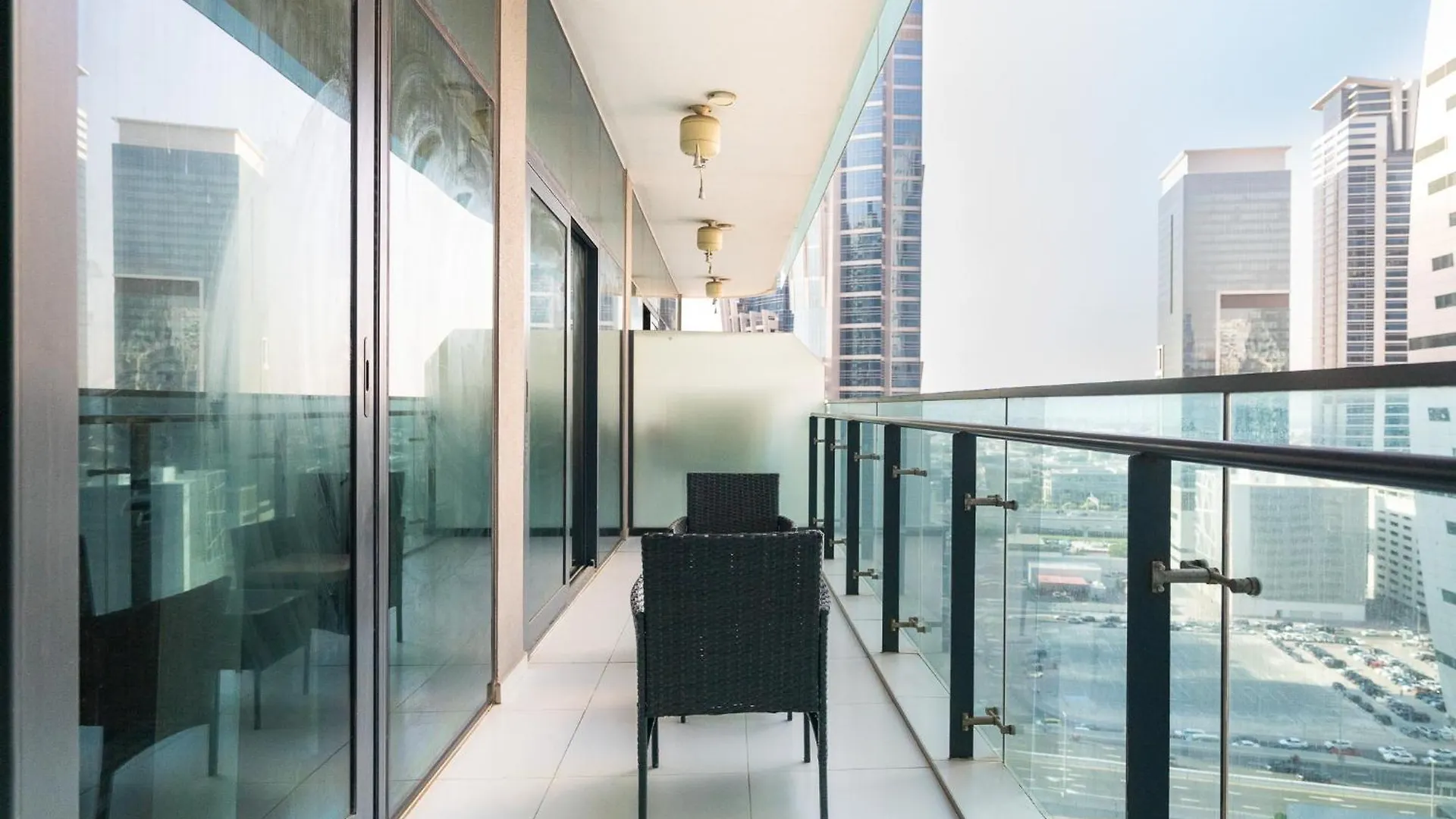 Citihome-1Br In Merano Tower At Business Bay Dubai 0*,